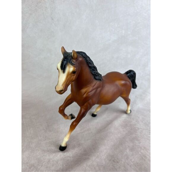 Breyer Horse Bay Running Mare Vintage - Picture 4 of 8